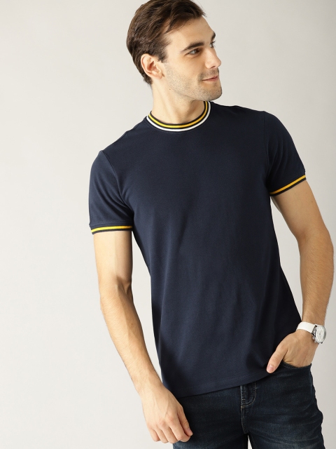 

United Colors of Benetton Men Navy Blue Solid Round Neck T-shirt