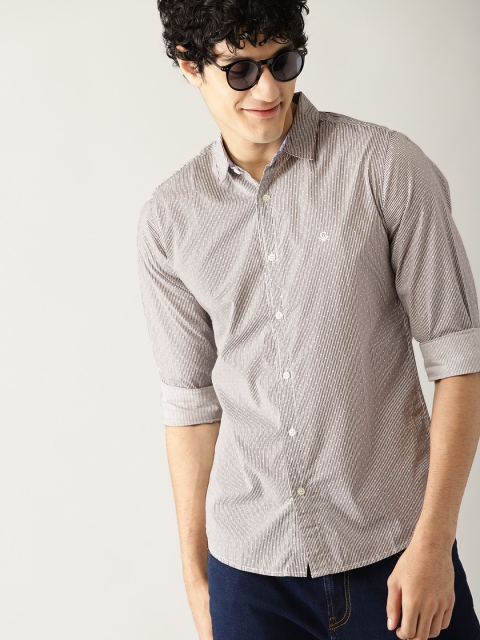 

United Colors of Benetton Men White & Grey Slim Fit Striped Casual Shirt