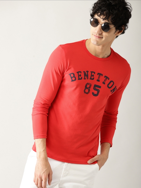 

United Colors of Benetton Men Red Printed Round Neck T-shirt