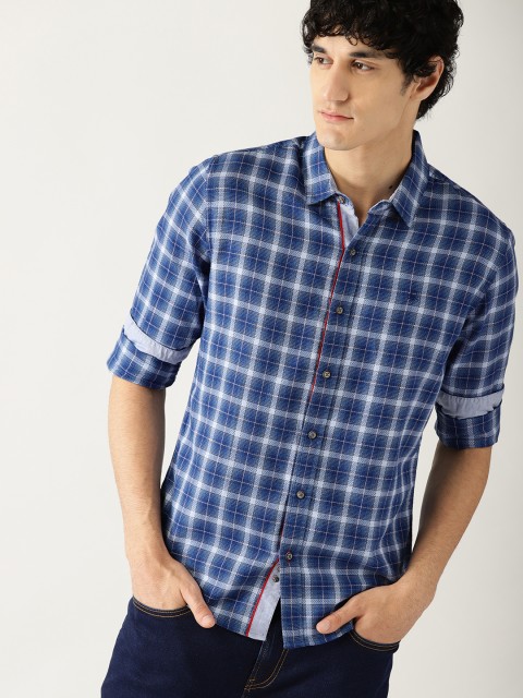 

United Colors of Benetton Men Blue Slim Fit Checked Casual Shirt