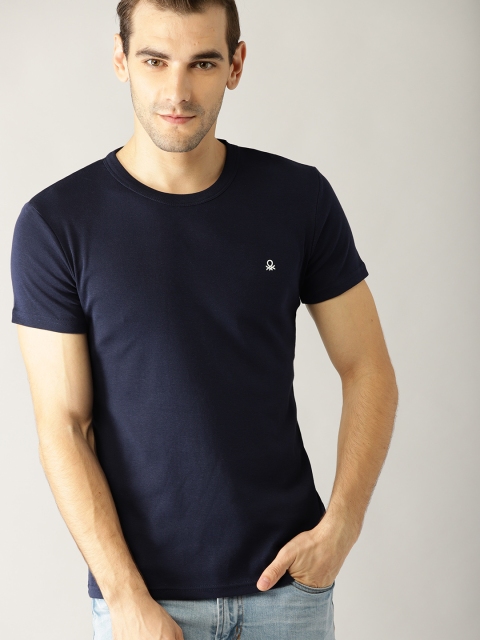 

United Colors of Benetton Men Navy Solid Round Neck T-shirt, Navy blue