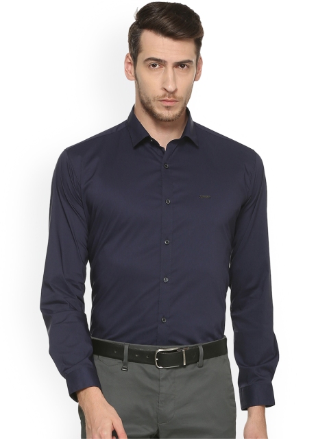 

V Dot Men Navy Blue Slim Fit Solid Formal Shirt