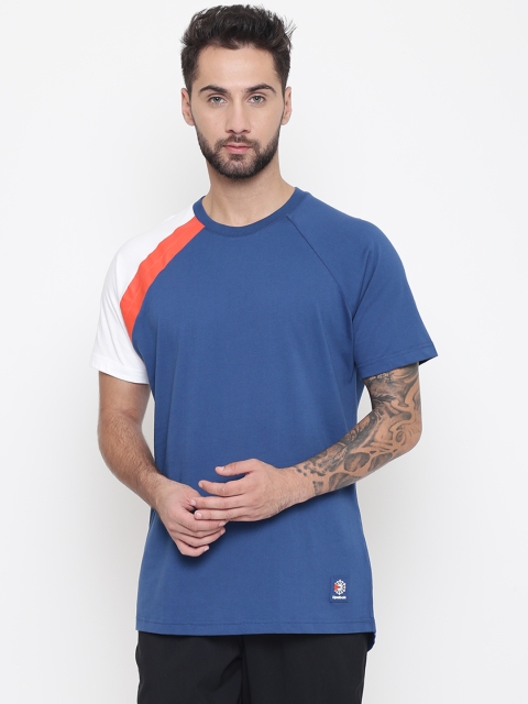 

Reebok Classic Men Blue & White Colourblocked ES T-shirt