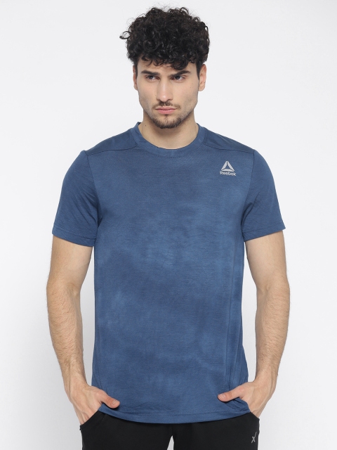 

Reebok Men Blue Solid Combat Spray Dye T-shirt