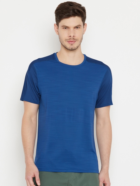 

Reebok Men Blue Solid Activchill Vent T-Shirt