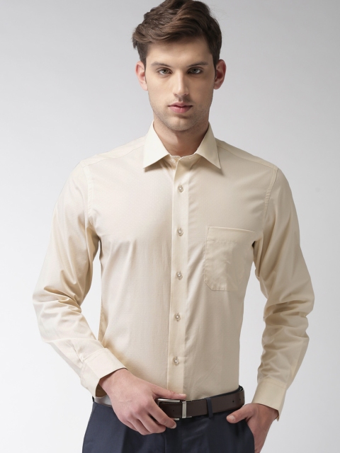 

Arrow Beige Solid Regular Fit Formal Shirt