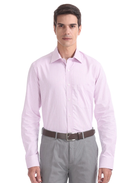 

Arrow Men Pink Regular Fit Checked Casual Shirt