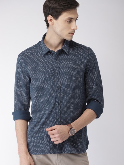 

Arrow Men Navy Blue Slim Fit Printed Casual Shirt