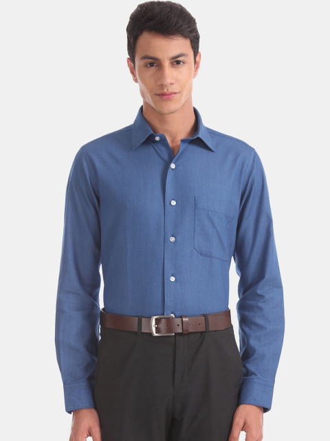 

Arrow Men Blue Semiformal Shirt