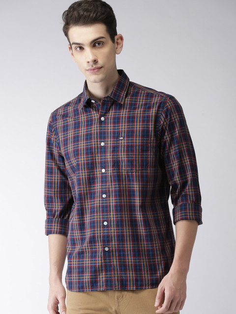 

Arrow Men Navy Blue & Red Slim Fit Checked Casual Shirt