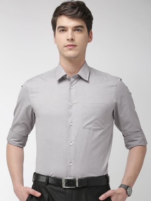 

Arrow Men Grey & Black Slim Fit Self Design Formal Shirt