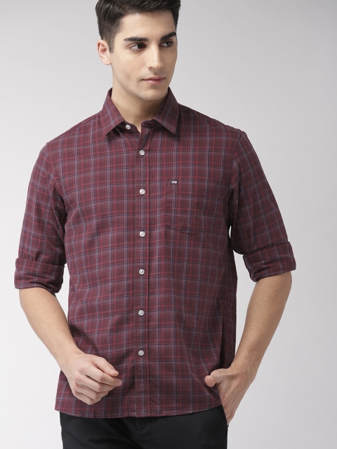 

Arrow Sport Men Red & Navy Blue Slim Fit Checked Casual Shirt