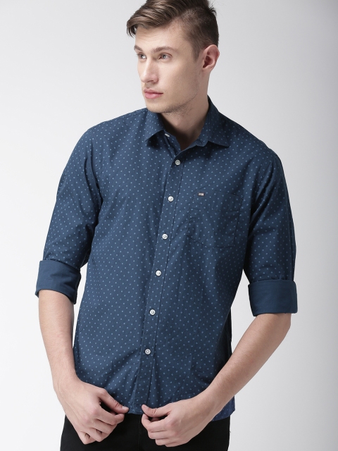 

Arrow Men Blue Slim Fit Printed Casual Shirt