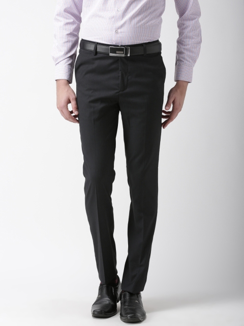 

Arrow Men Black Tapered Fit Solid Formal Trousers