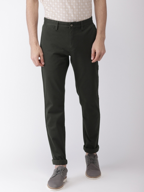

Arrow Men Brown Slim Fit Solid Chinos