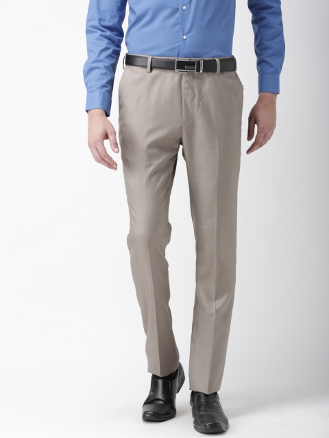 

Arrow Men Khaki Tapered Fit Solid Formal Trousers