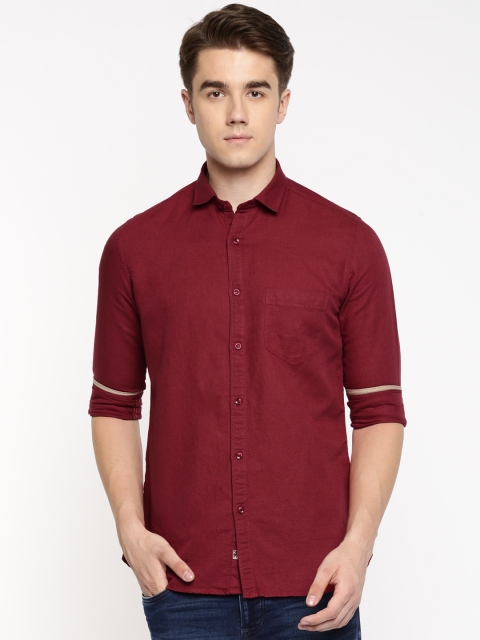 

Killer Men Maroon Slim Fit Solid Casual Shirt