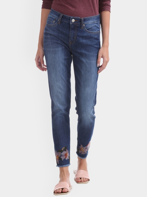 

Aeropostale Women Blue Relaxed Fit Mid-Rise Clean Look Jeans