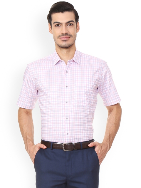 

Van Heusen Men White & Pink Regular Fit Checked Formal Shirt