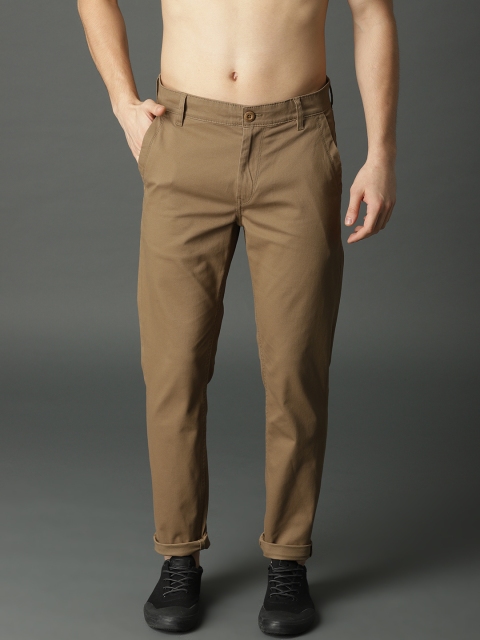 

Roadster Men Khaki Regular Fit Solid Chinos