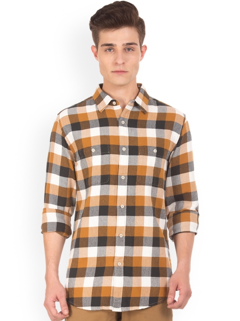 

Aeropostale Men Mustard & Off-White Regular Fit Checked Casual Shirt