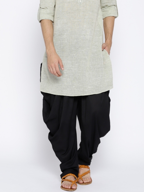 

Chitwan Mohan Black Solid Salwar