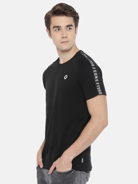 

Jack & Jones Men Black Solid Round Neck T-shirt