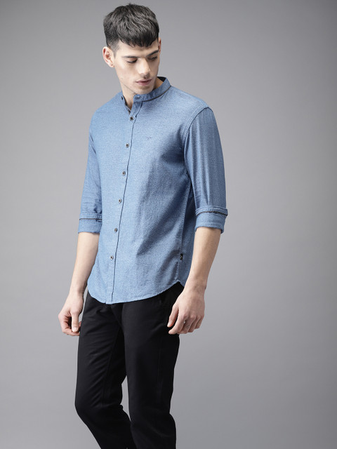

Flying Machine Men Blue Regular Fit Solid Casual Shirt