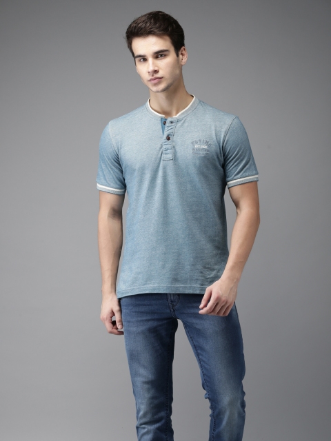 

Flying Machine Men Blue Solid Henley Neck T-shirt