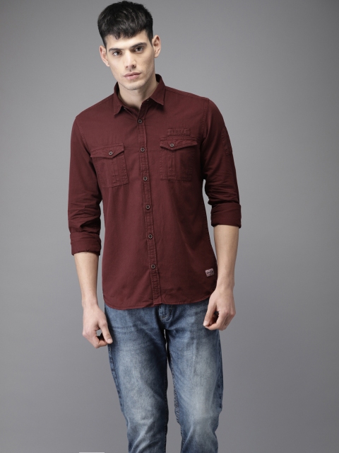 

Flying Machine Men Maroon Regular Fit Solid Casual Shirt