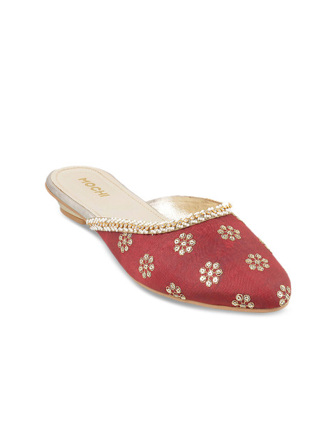 

Mochi Women Red Woven Design Sandals