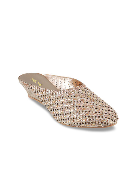

Mochi Women Beige Solid Sandals