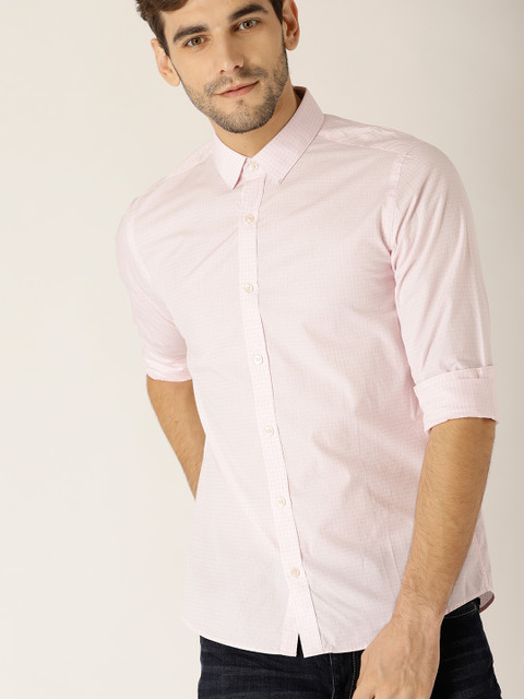 

United Colors of Benetton Men Pink Checked Slim Fit Casual Shirt