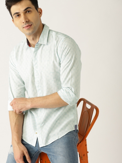 

United Colors of Benetton Men White & Green Slim Fit Self-Striped Casual Shirt