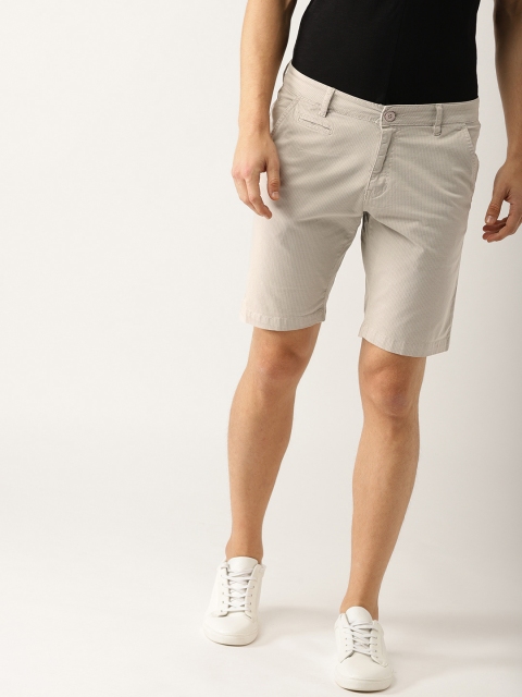 

United Colors of Benetton Men Grey Printed Slim Fit Regular Shorts