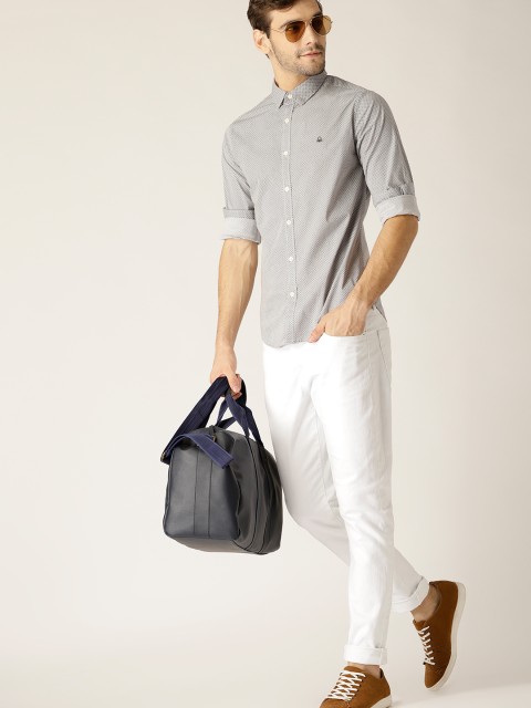 

United Colors of Benetton Men Grey & White Regular Fit Printed Casual Shirt