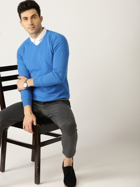 

United Colors of Benetton Men Blue Solid Pullover