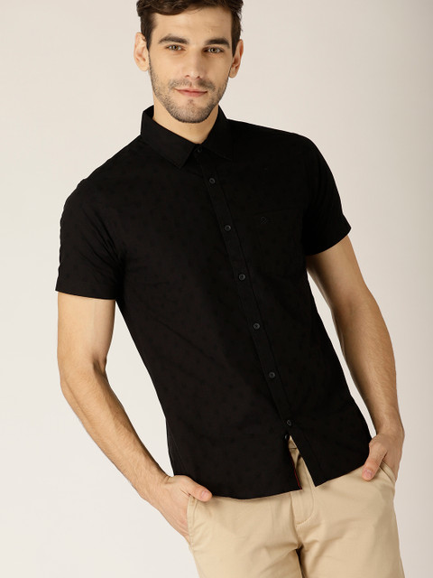 

United Colors of Benetton Men Black Slim Fit Self Design Casual Shirt