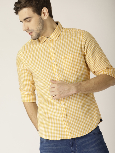 

United Colors of Benetton Men Yellow & White Slim Fit Checked Casual Shirt