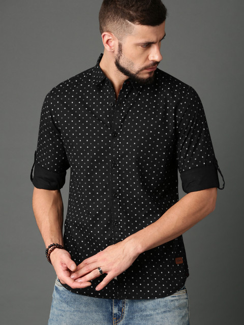 

Roadster Fast and Furious Men Black Printed Regular Fit Casual Shirt