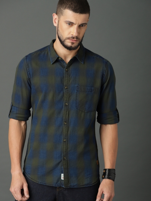 

Roadster Fast and Furious Men Navy Blue & Olive Green Regular Fit Checked Casual Shirt