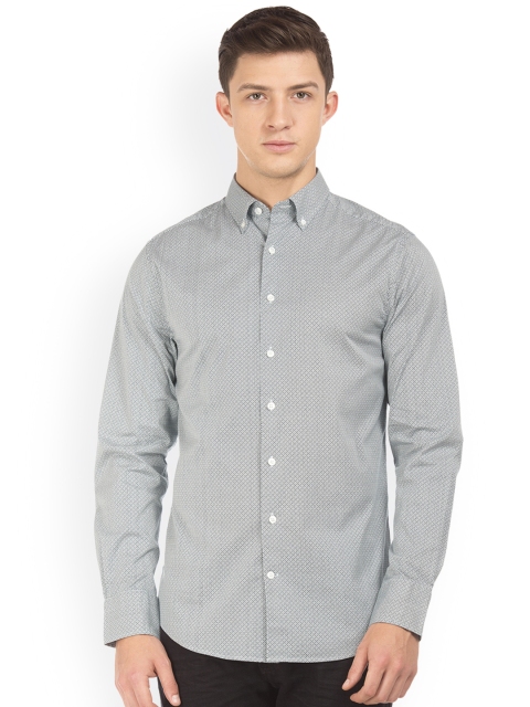 

GANT Men White & Black Regular Fit Printed Casual Shirt