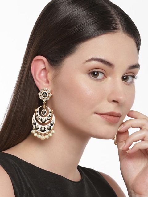 

Alamod Gold-Toned Gold-Plated Meenakari Crescent Shaped Kundan Chandbalis