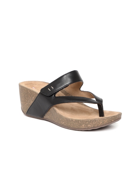 

Clarks Women Black Solid Wegdes