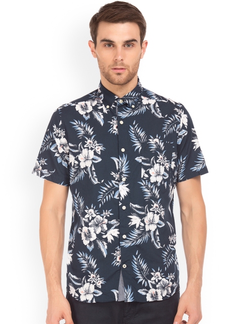 

Nautica Men Blue & Off-White Printed Casual Shirt