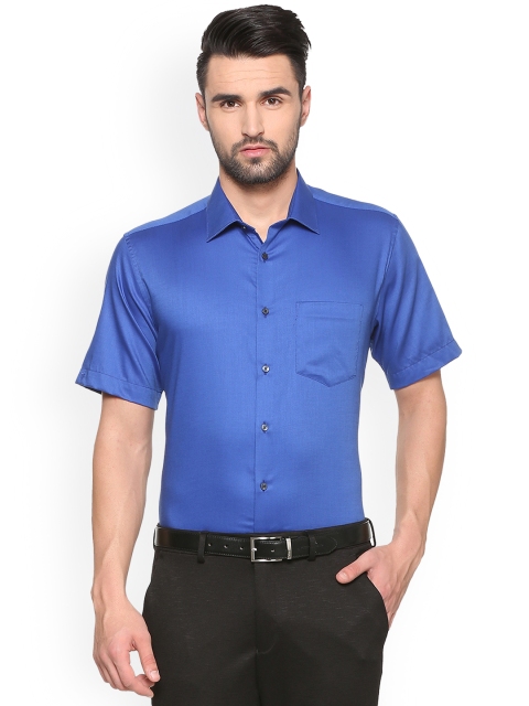 

Van Heusen Men Blue Regular Fit Solid Formal Shirt