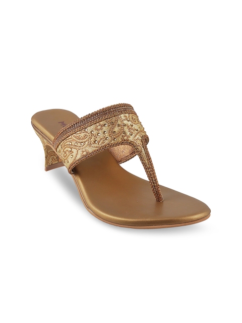 

Mochi Women Gold-Toned Woven Design Sandals