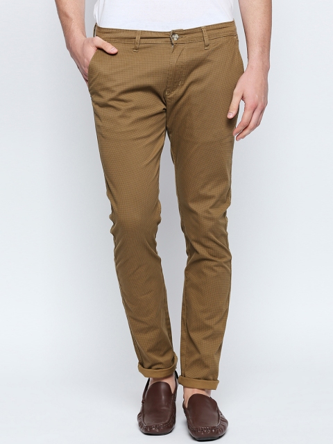 

Solemio Men Brown Slim Fit Checked Regular Trousers