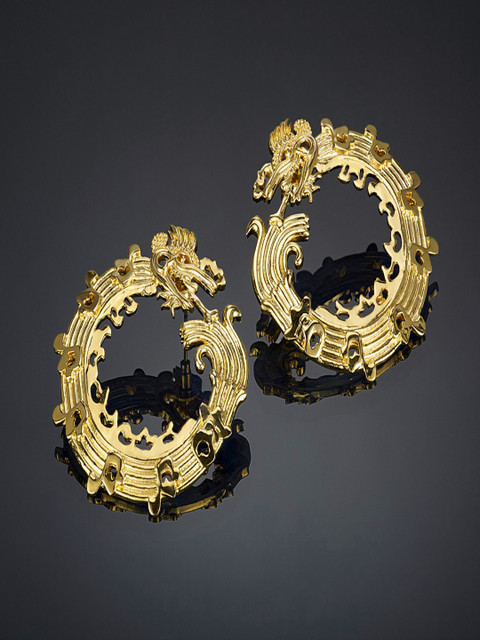 

shaze Gold-Toned Circular Antique Drop Earrings