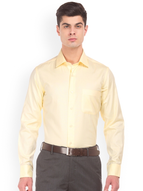 

Arrow Men Yellow Regular Fit Solid Semiformal Shirt